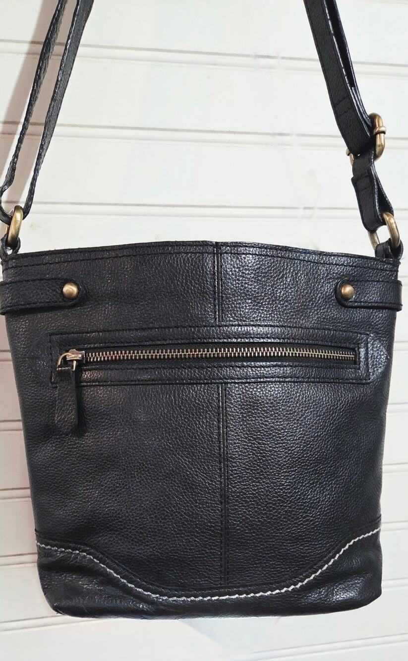 Born Black Pebbled Leather Crossbody Bag Adjustable Strap Zip Pocket Purse